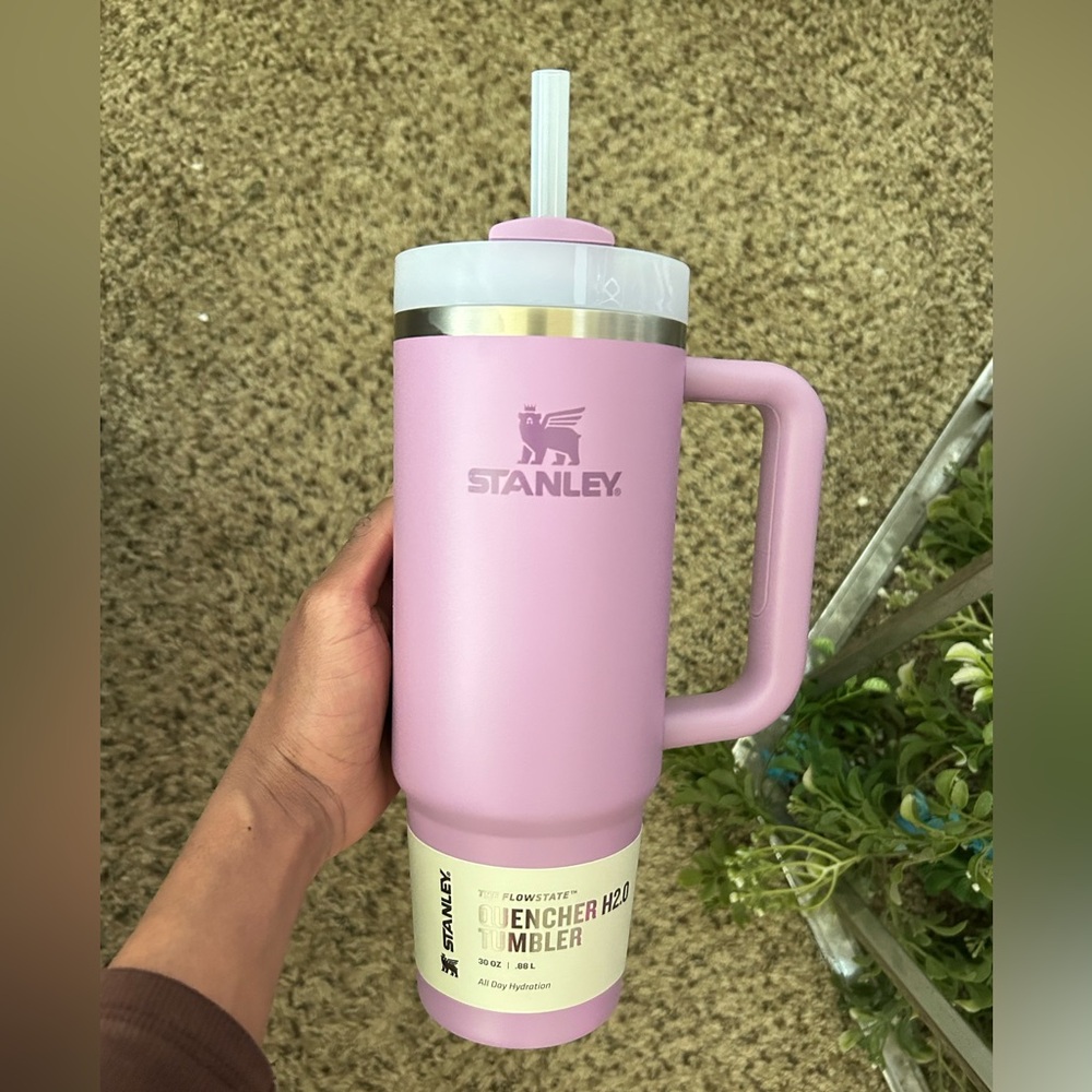 Stanley Lavender Tumbler with Handle